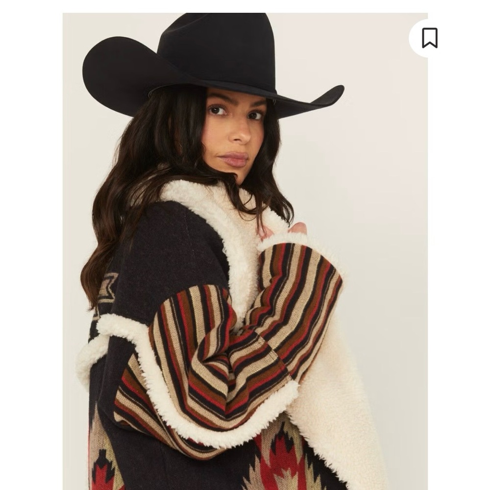 Cozy Western Sherpa-Trim Coat - Cream & Black - Picture 3 of 6